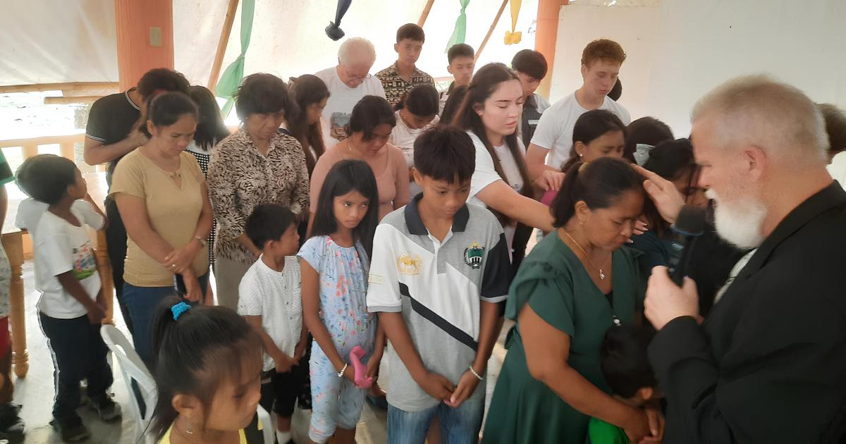 Nazarene Missions Team helps with Typhoon Kristine recovery in the ...