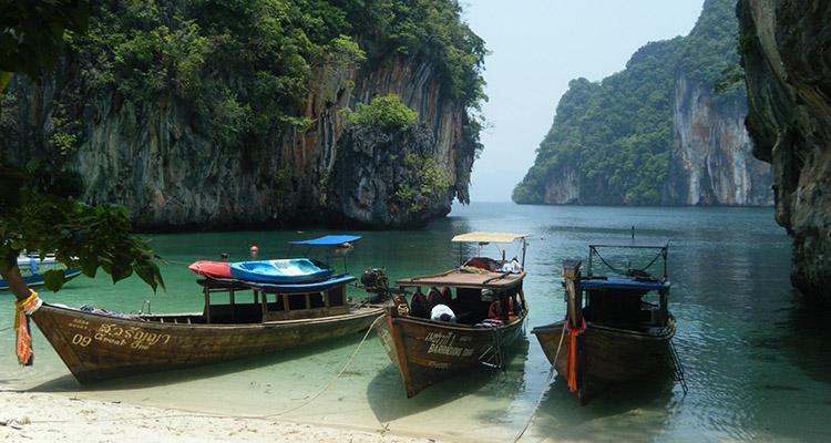 TropicalBoats